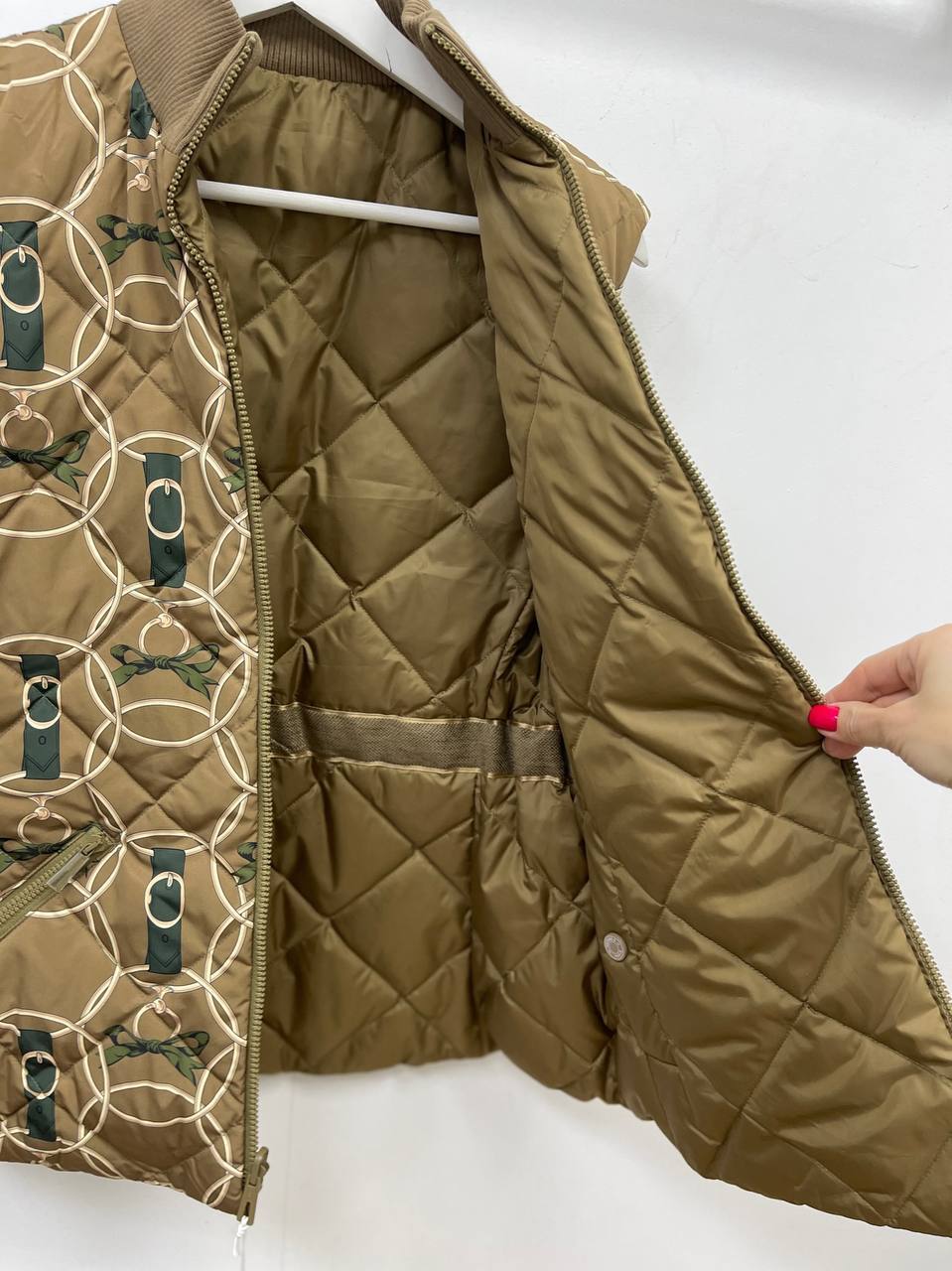 Двухсторонний жилет трендовый Hermes BP-29701 Двухсторонний жилет трендовый Hermes BP-29701