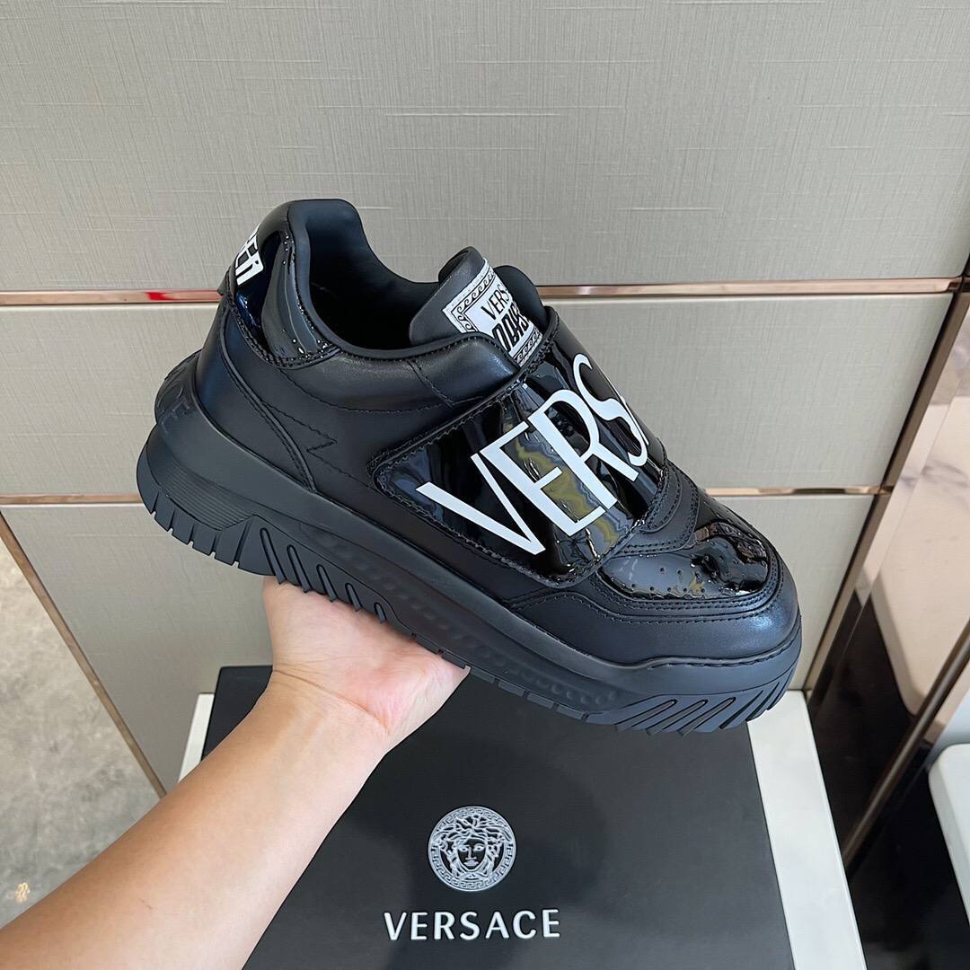 Мужские стильные кроссовки Versace BP-24121 Мужские стильные кроссовки Versace BP-24121