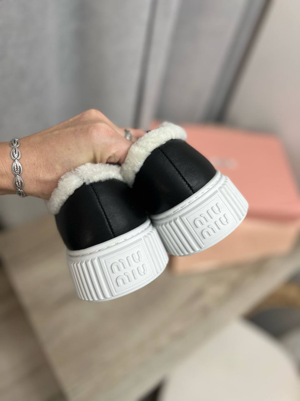 Женские кеды Miu Miu BP-42873 трендовые Женские кеды Miu Miu BP-42873 трендовые