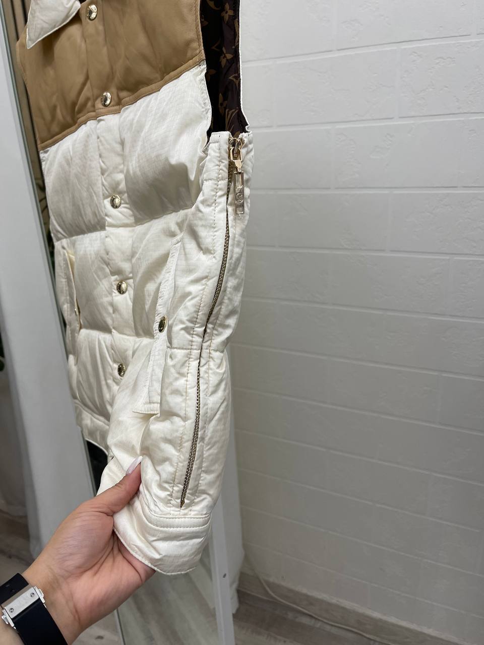 Жилет Louis Vuitton элитный BP-38882 Жилет Louis Vuitton элитный BP-38882