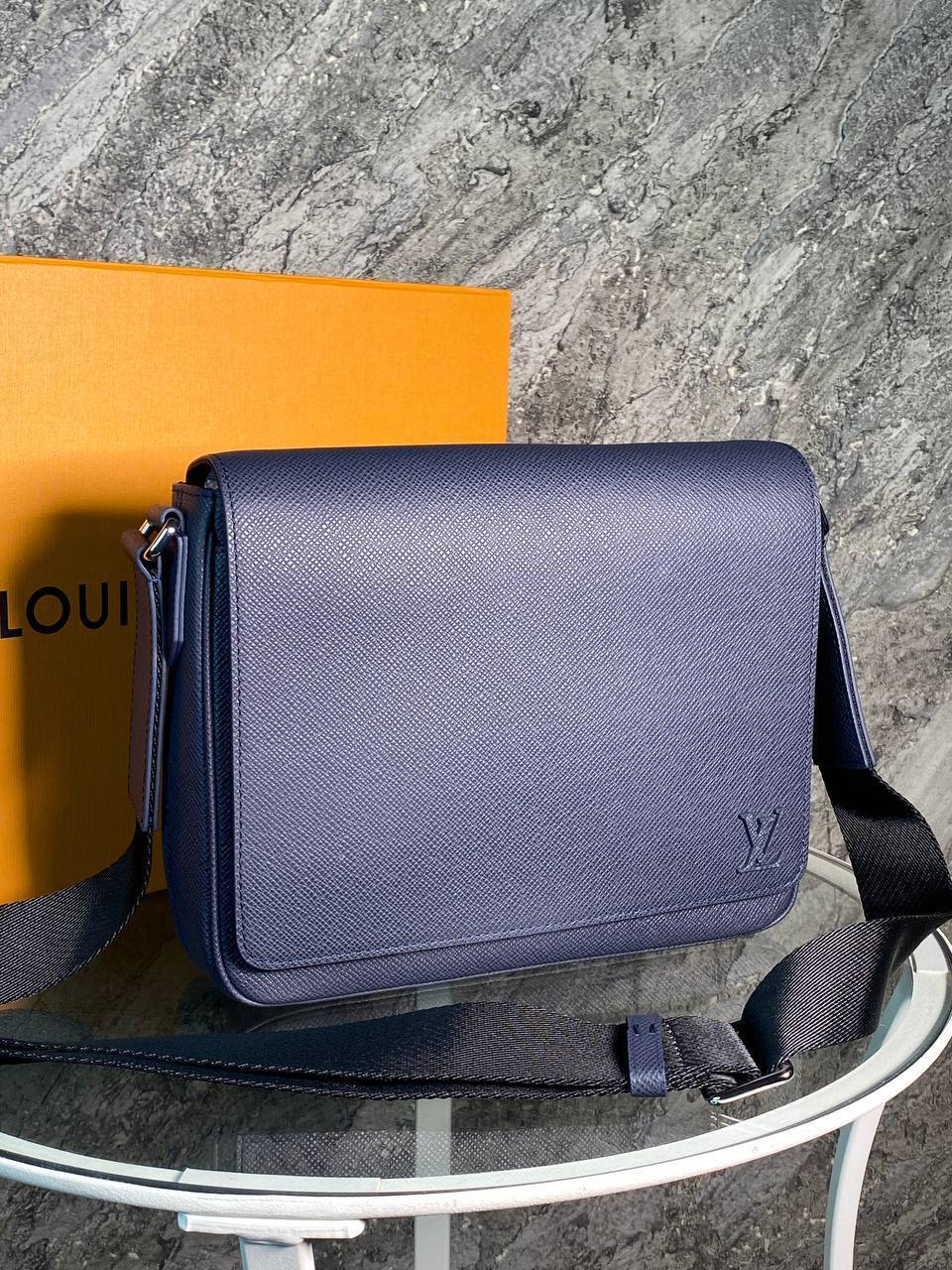 Элегантный мессенджер Louis Vuitton BP-53969 Элегантный мессенджер Louis Vuitton BP-53969