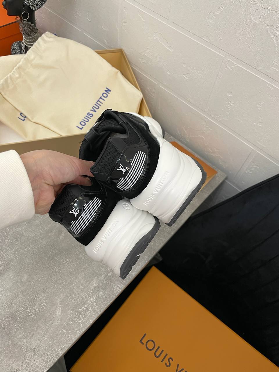 Трендовые кроссовки Louis Vuitton BP-48758 Трендовые кроссовки Louis Vuitton BP-48758
