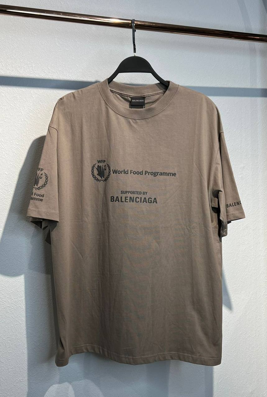 Футболка лимитированная Balenciaga BP-35570 Футболка лимитированная Balenciaga BP-35570