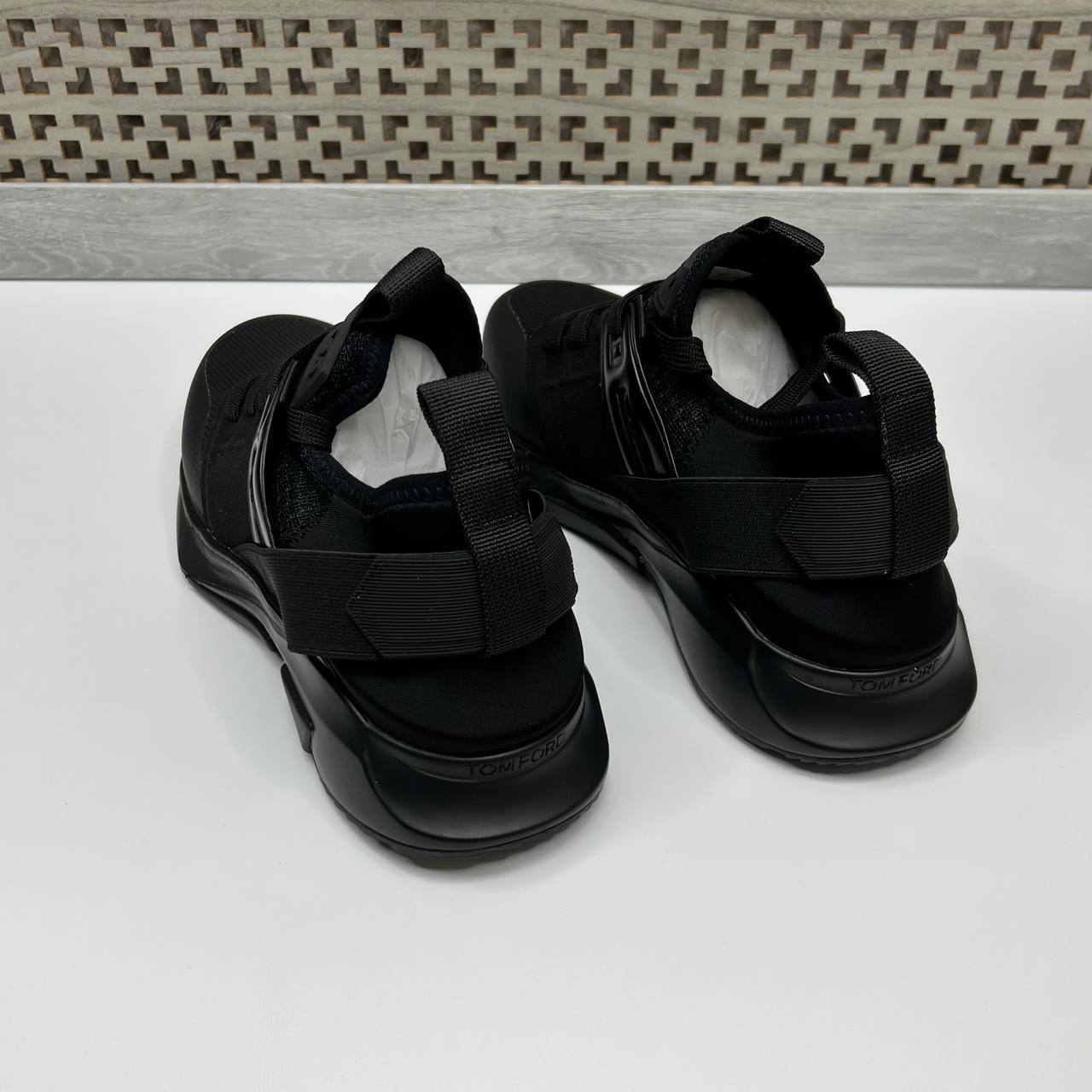 Tom Ford стильные кроссовки BP-31719 Tom Ford стильные кроссовки BP-31719