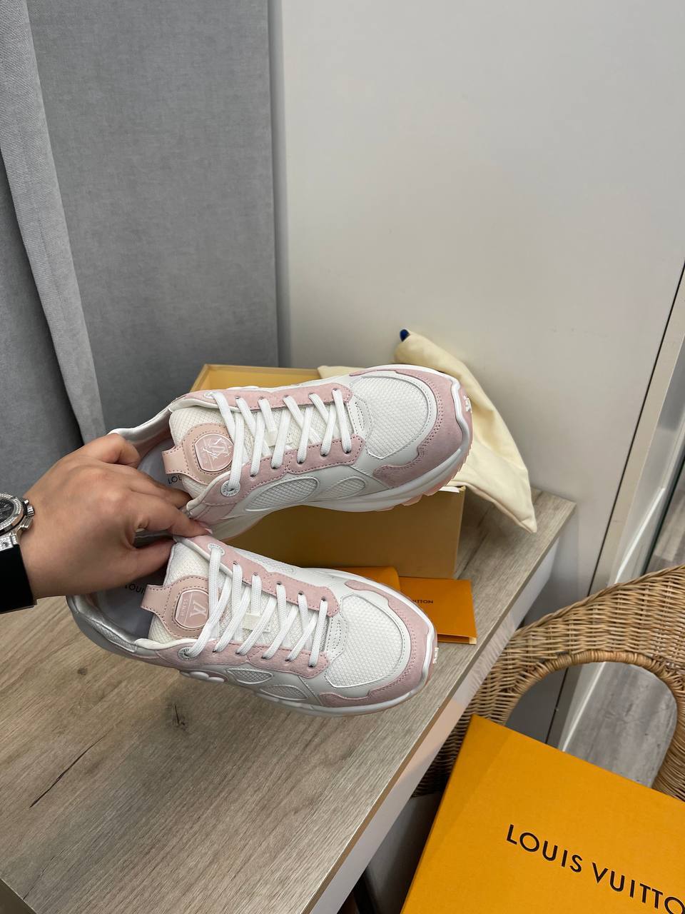 Дизайнерские кроссовки Louis Vuitton BP-48757 Дизайнерские кроссовки Louis Vuitton BP-48757