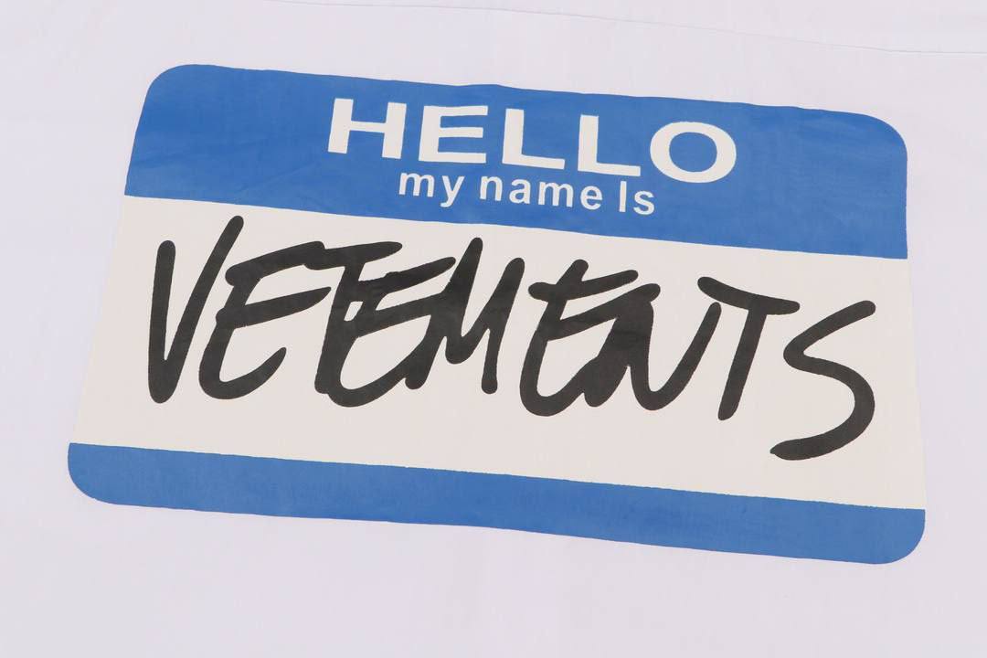 Рубашка белая Vetements BP-592973 Рубашка белая Vetements BP-592973