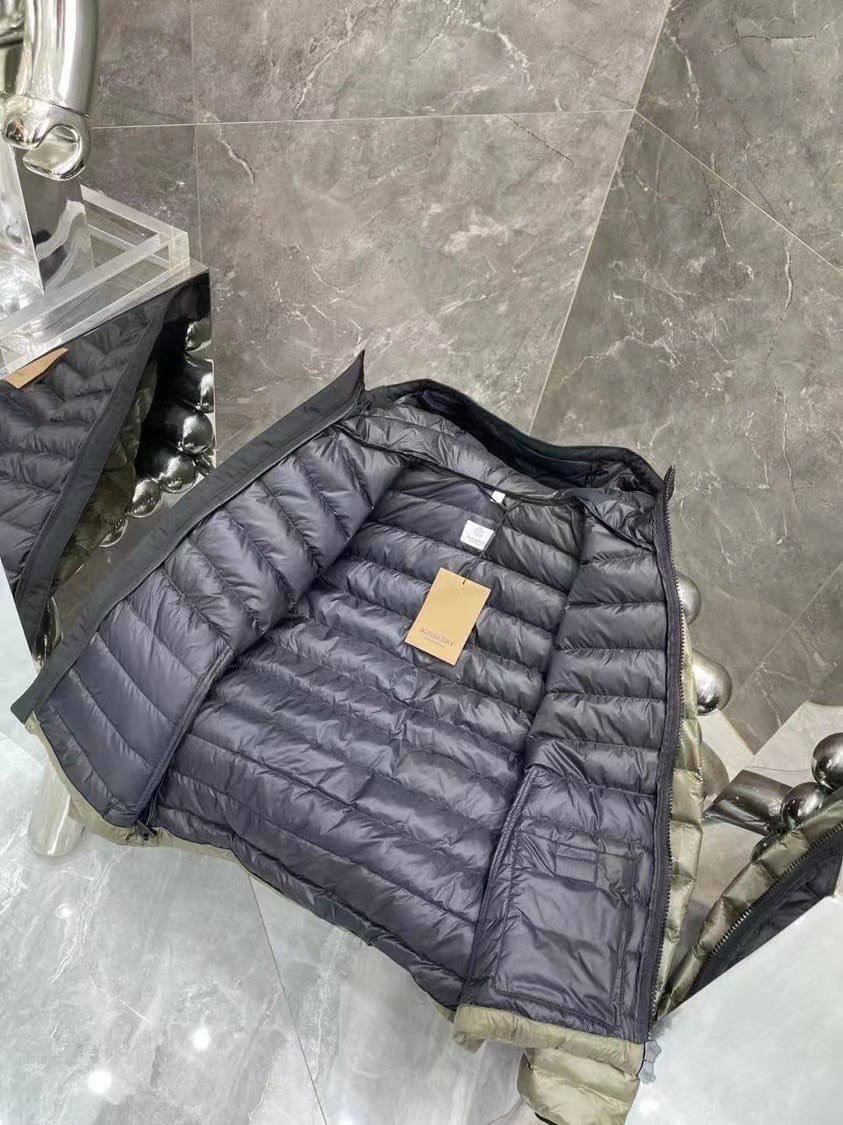 Стильная куртка Burberry BP-39087 Стильная куртка Burberry BP-39087