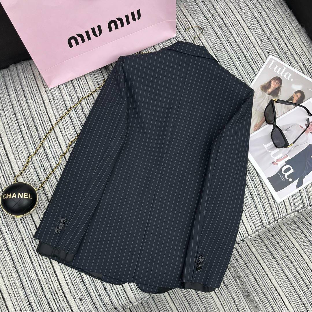 Жакет Miu Miu эксклюзивный BP-53253 Жакет Miu Miu эксклюзивный BP-53253