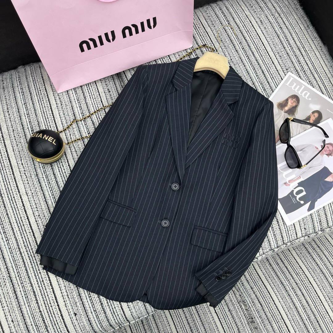 Жакет Miu Miu эксклюзивный BP-53253 Жакет Miu Miu эксклюзивный BP-53253