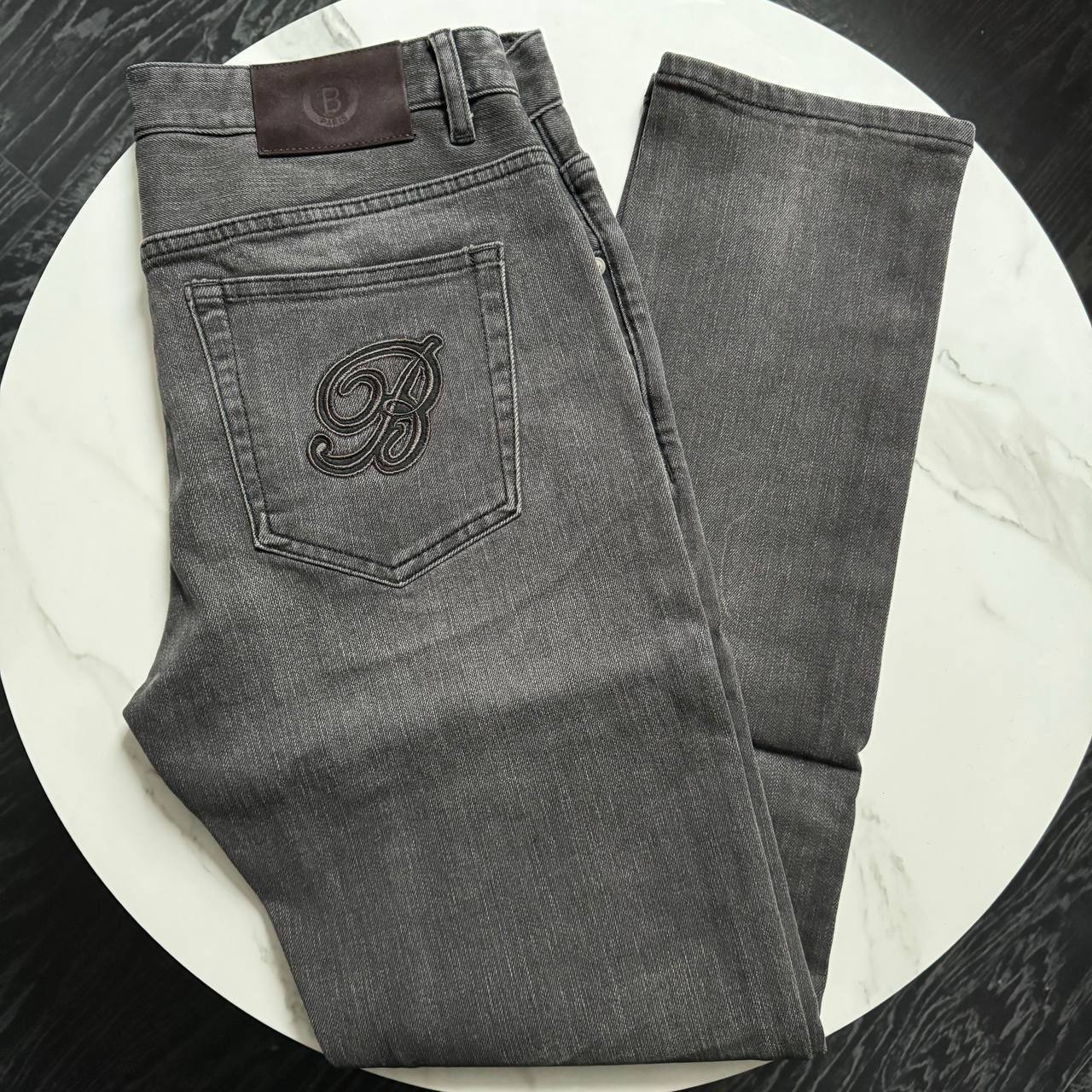 Джинсы Brioni BP-44138 стильные Джинсы Brioni BP-44138 стильные