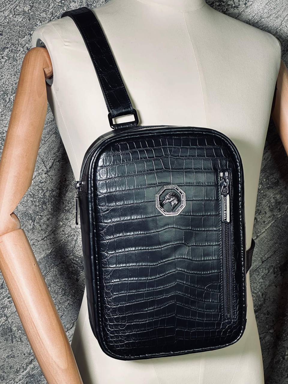 Мессенджер из крокодиловой кожи премиум класса Stefano Ricci BP-43186 Мессенджер из крокодиловой кожи премиум класса Stefano Ricci BP-43186