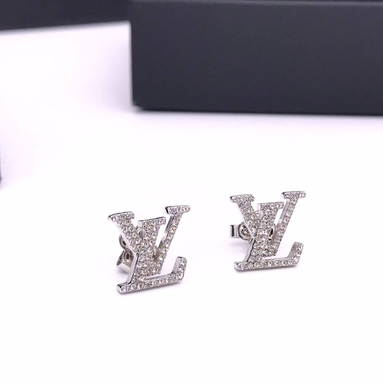 Серьги коллекционные Louis Vuitton BP-15066 Серьги коллекционные Louis Vuitton BP-15066