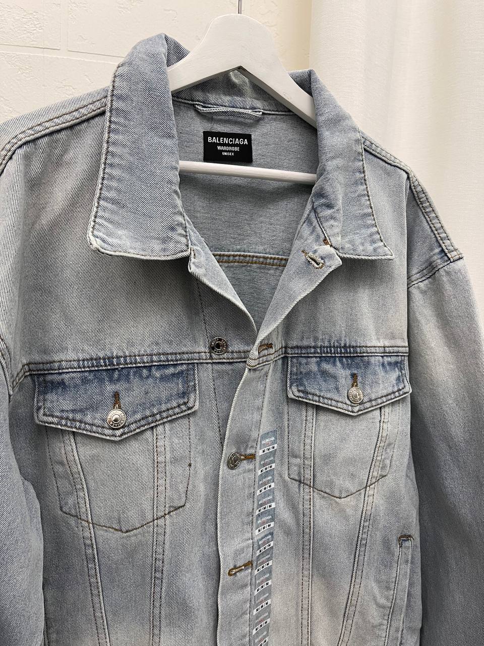 Стильная джинсовая куртка Balenciaga BP-45735 Стильная джинсовая куртка Balenciaga BP-45735