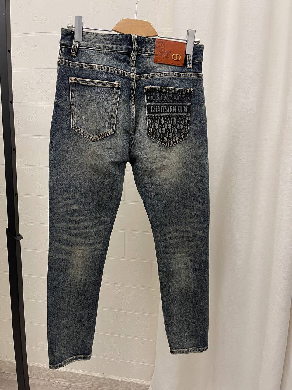 Джинсы стильные Christian Dior BP-45951 Джинсы стильные Christian Dior BP-45951