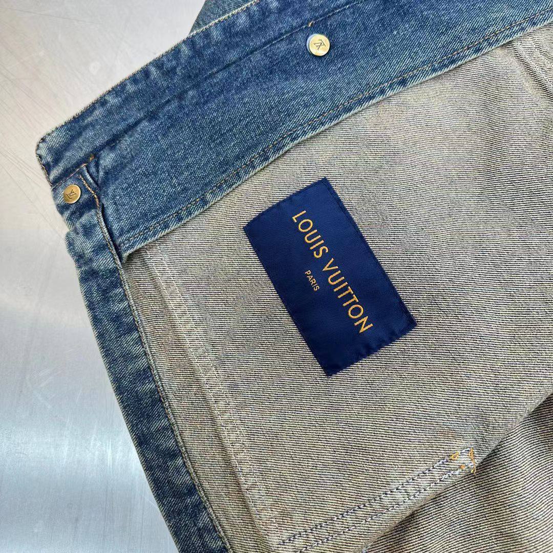 Джинсовая куртка Louis Vuitton BP-37014 стильная Джинсовая куртка Louis Vuitton BP-37014 стильная