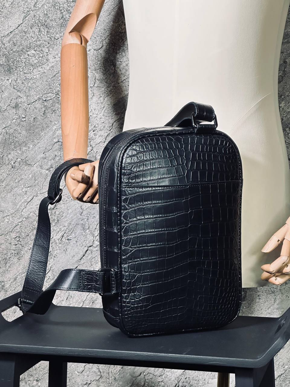 Мессенджер из крокодиловой кожи премиум класса Stefano Ricci BP-43186 Мессенджер из крокодиловой кожи премиум класса Stefano Ricci BP-43186