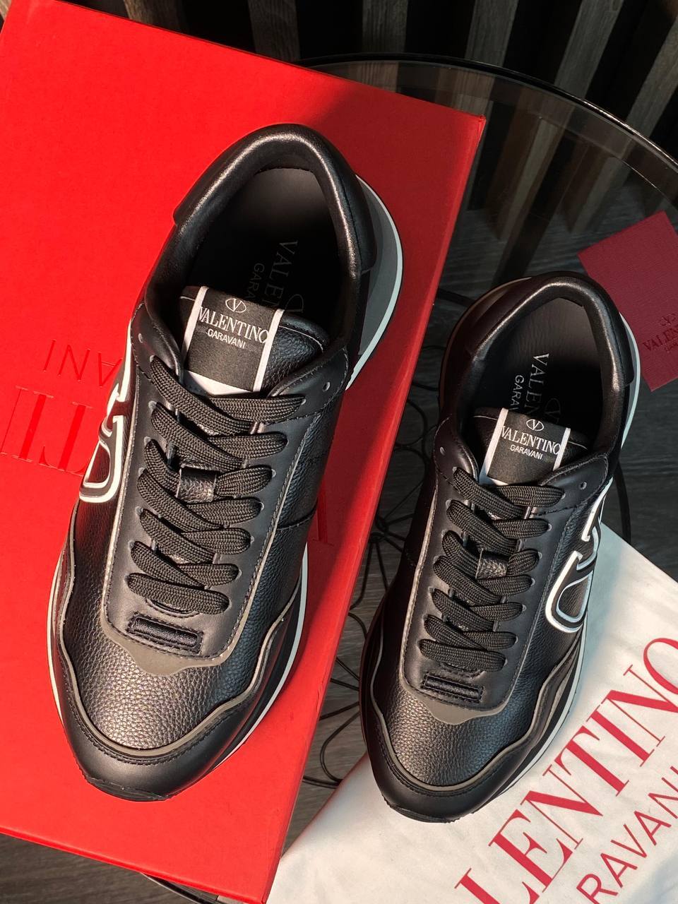 Valentino кожаные кроссовки BP-47117 Valentino кожаные кроссовки BP-47117