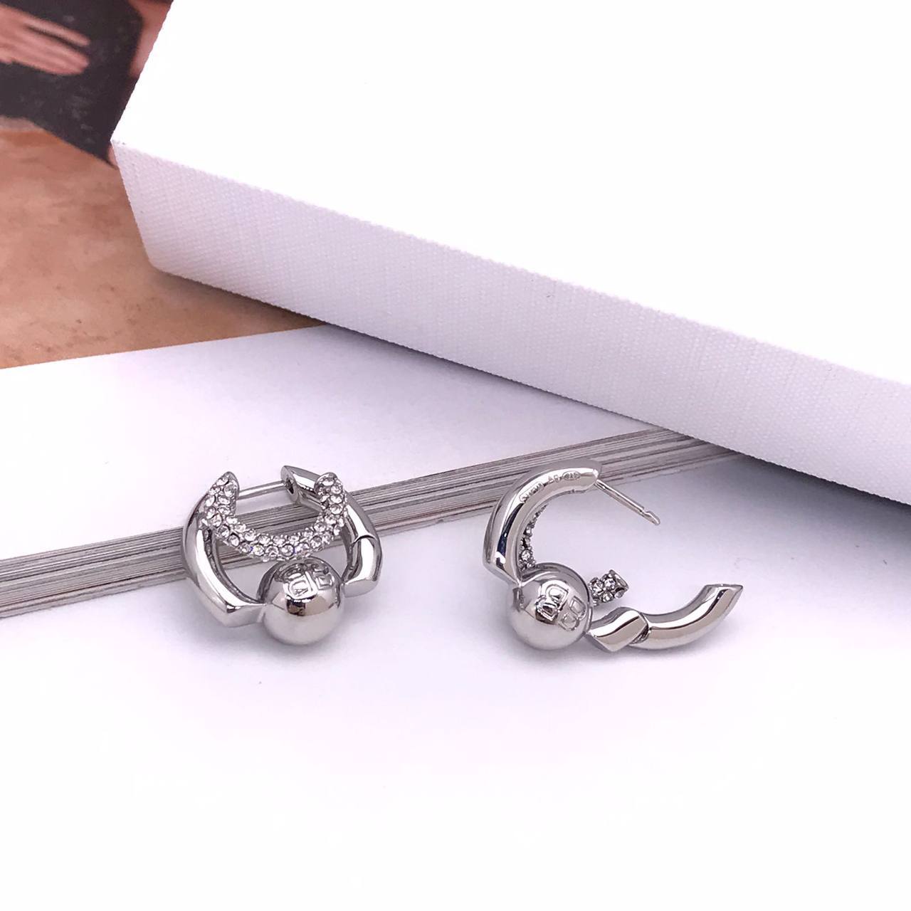 Премиум серьги Balenciaga BP-17121 Премиум серьги Balenciaga BP-17121