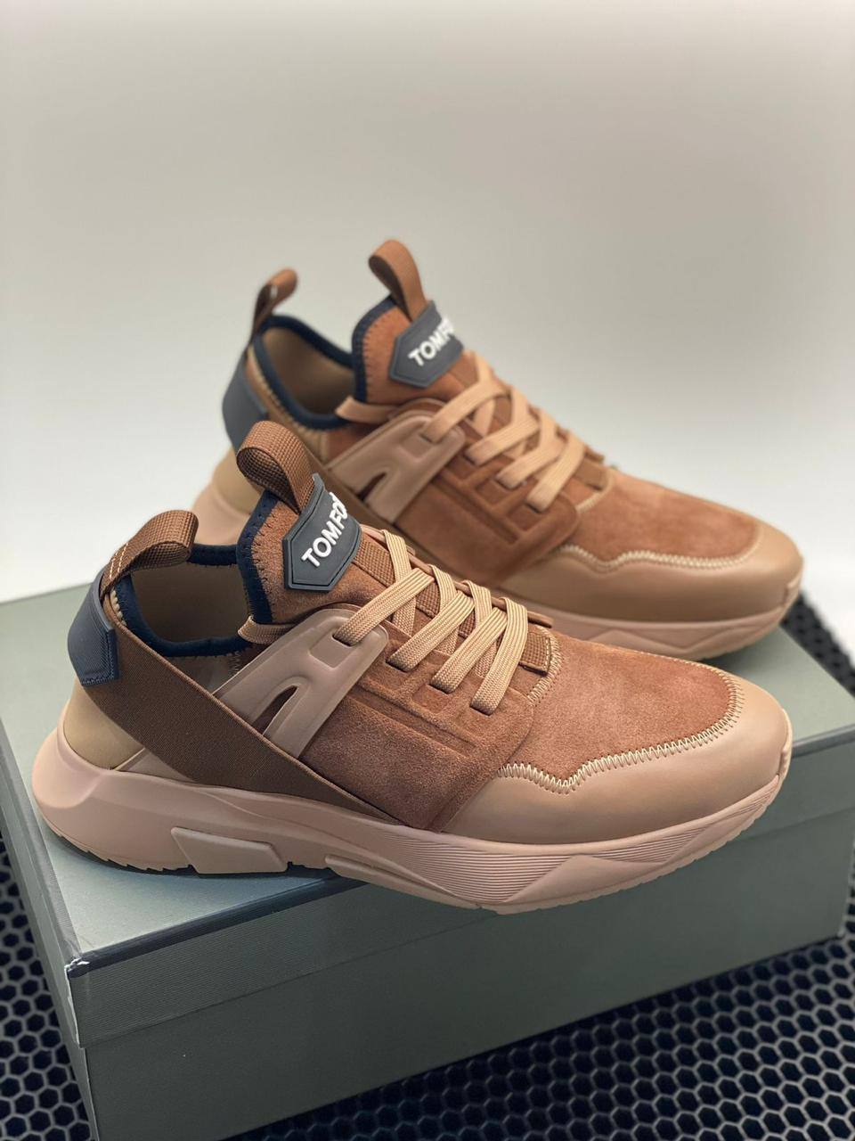 Tom Ford мужские стильные кроссовки BP-23713 Tom Ford мужские стильные кроссовки BP-23713