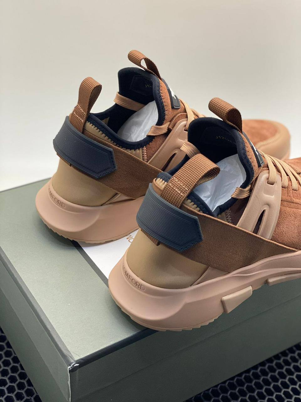 Tom Ford мужские стильные кроссовки BP-23713 Tom Ford мужские стильные кроссовки BP-23713