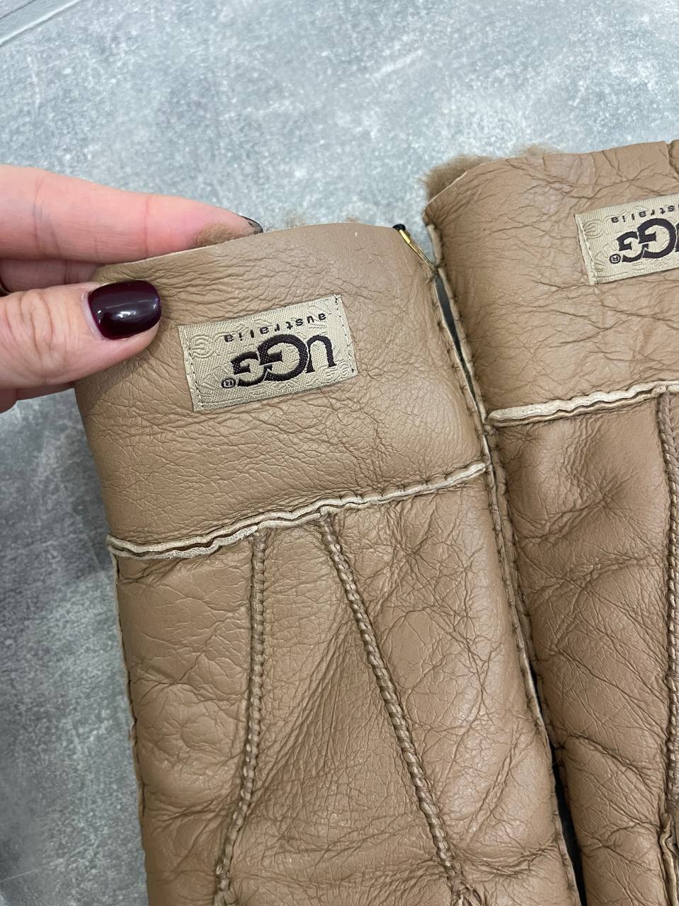 Ugg Australia BP-43163 стильные перчатки мужские Ugg Australia BP-43163 стильные перчатки мужские