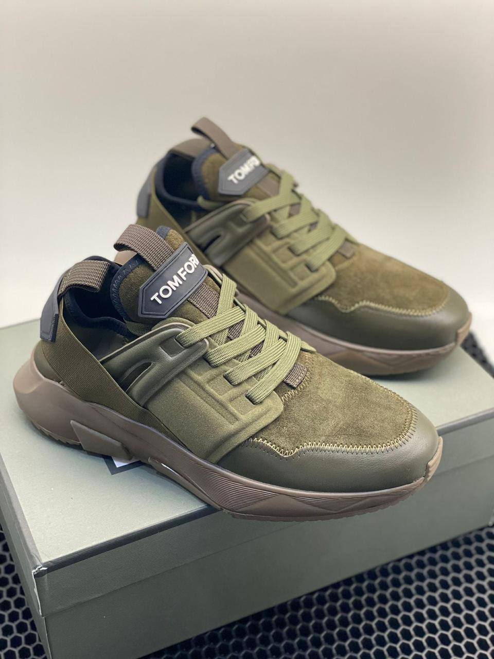 Tom Ford повседневные мужские кроссовки BP-23712 Tom Ford повседневные мужские кроссовки BP-23712