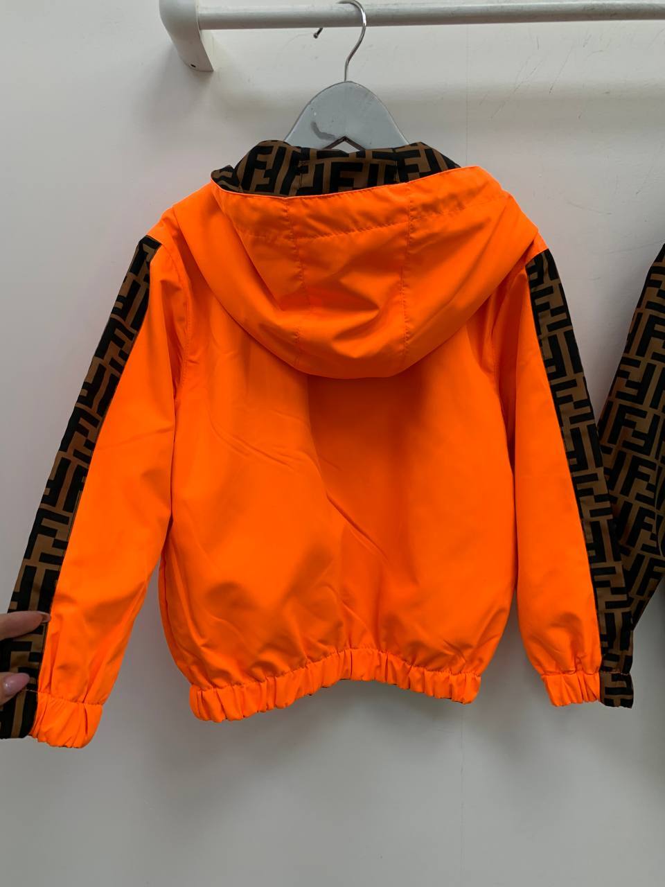 Ветровка Fendi двухсторонняя лимитная BP-33830 Ветровка Fendi двухсторонняя лимитная BP-33830