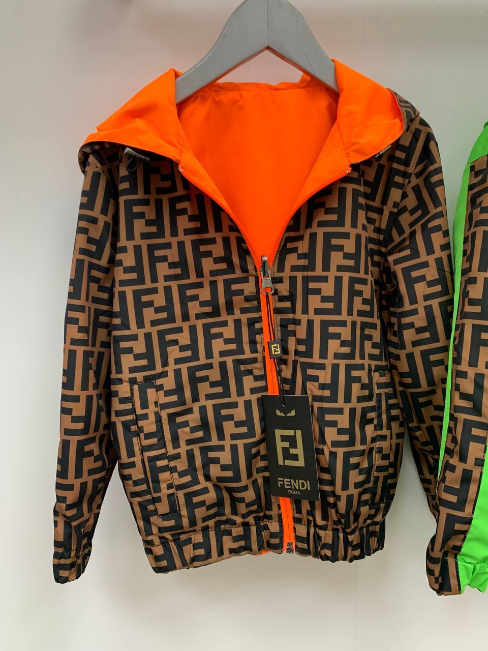 Ветровка Fendi двухсторонняя лимитная BP-33830 Ветровка Fendi двухсторонняя лимитная BP-33830