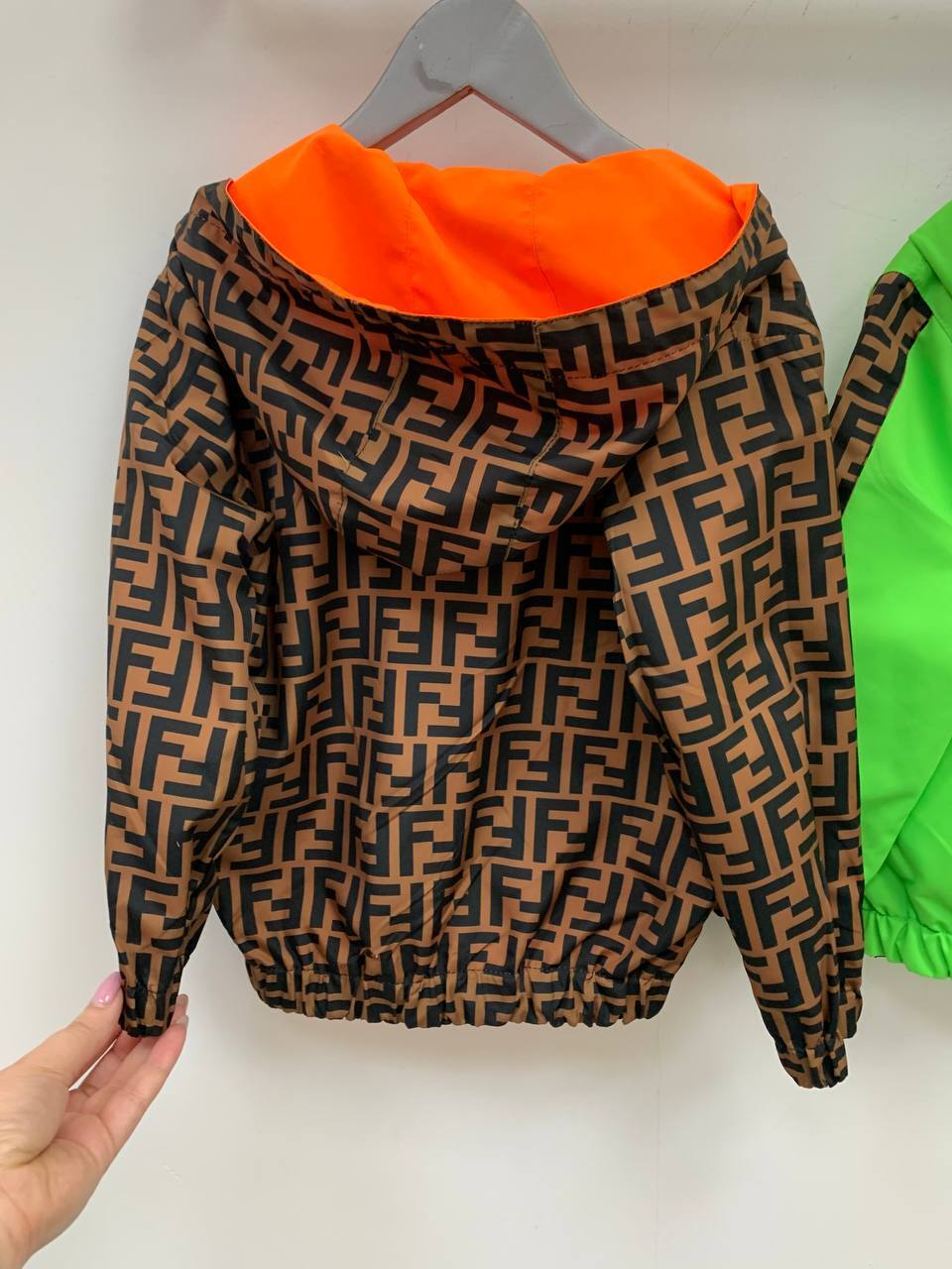 Ветровка Fendi двухсторонняя лимитная BP-33830 Ветровка Fendi двухсторонняя лимитная BP-33830