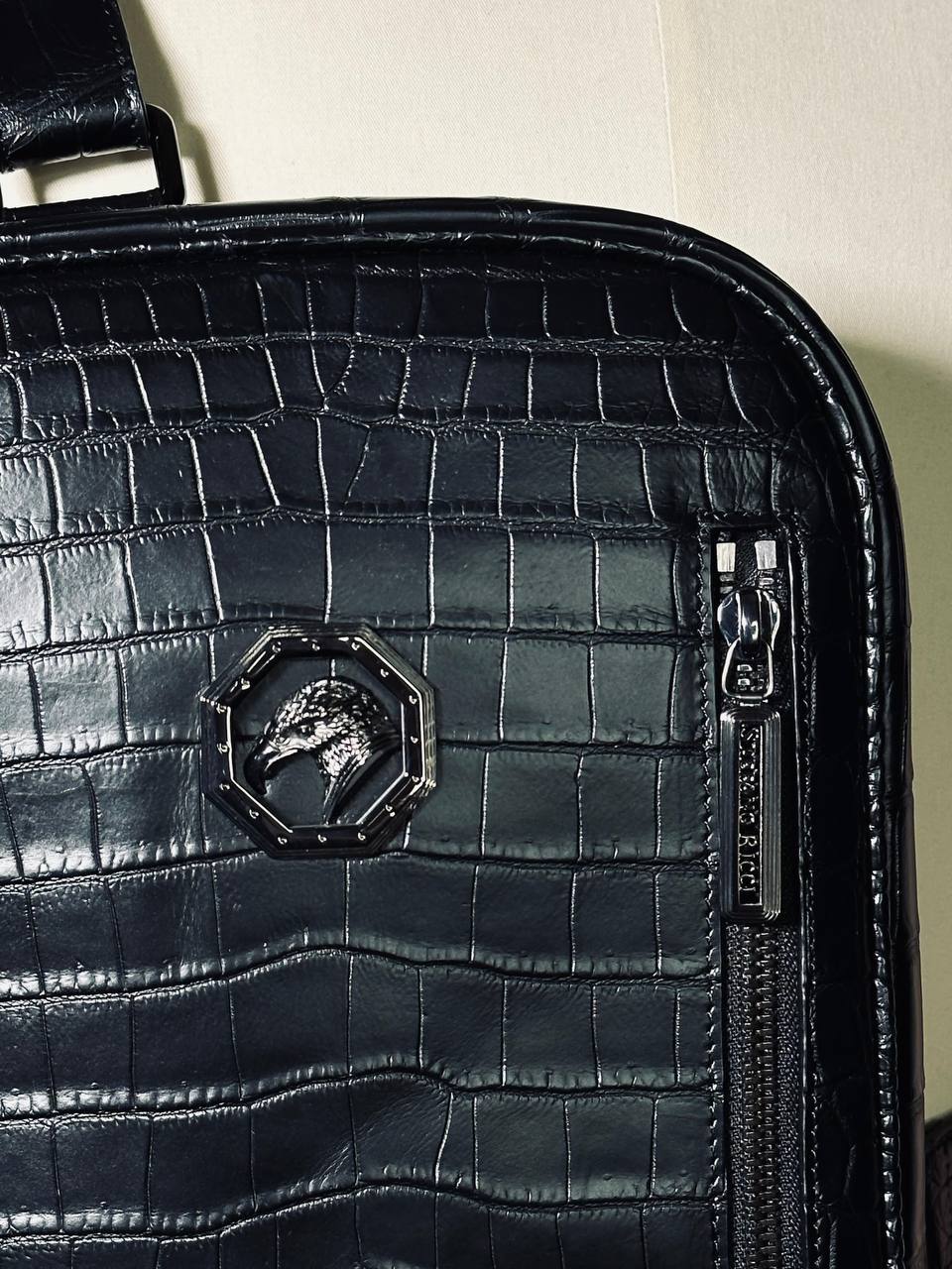 Мессенджер из крокодиловой кожи премиум класса Stefano Ricci BP-43186 Мессенджер из крокодиловой кожи премиум класса Stefano Ricci BP-43186