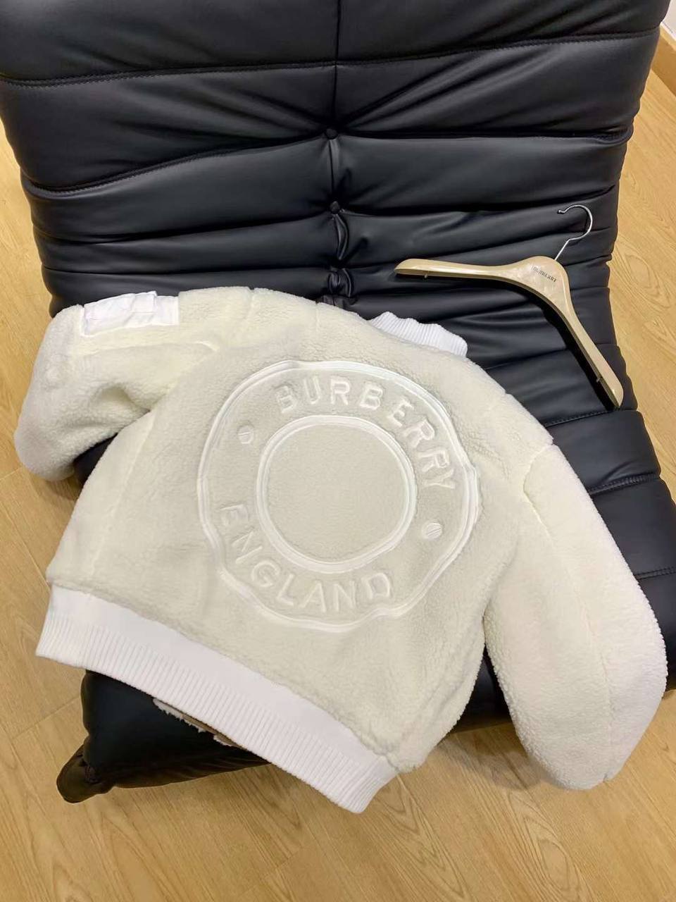 Бомбер двухсторонний Burberry BP-21309 Бомбер двухсторонний Burberry BP-21309