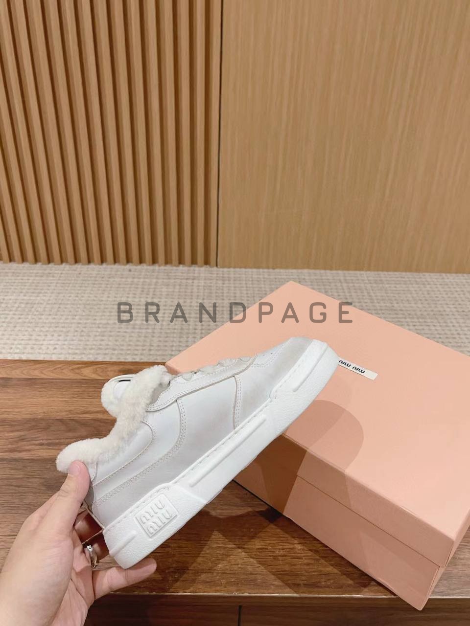 Кроссовки с мехом Miu Miu BPLUX12479 Кроссовки с мехом Miu Miu BPLUX12479