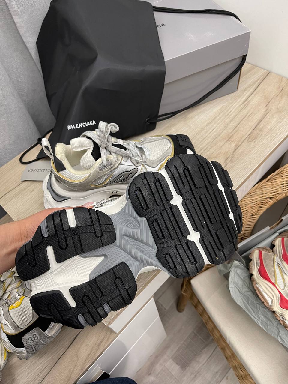 Коллекционные кроссовки Balenciaga BP-45944 Коллекционные кроссовки Balenciaga BP-45944