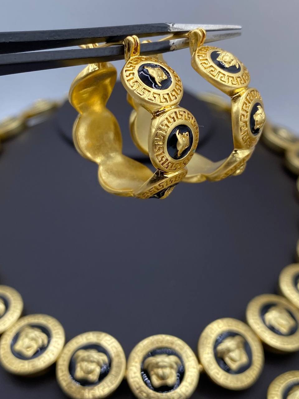 Коллекционные серьги Versace BP-34377 Коллекционные серьги Versace BP-34377