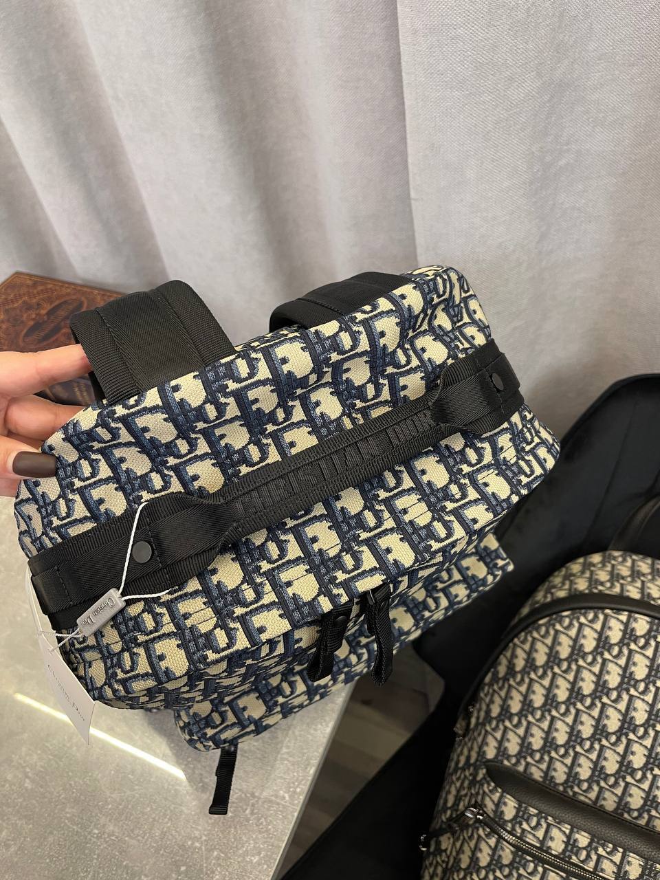 Рюкзак 32*25 cm элитный Christian Dior BP-42145 Рюкзак 32*25 cm элитный Christian Dior BP-42145