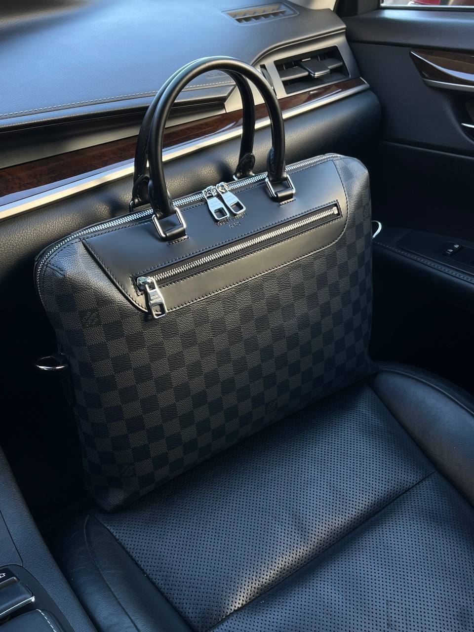 Сумка мужская эксклюзивная Louis Vuitton BP-46934 Сумка мужская эксклюзивная Louis Vuitton BP-46934