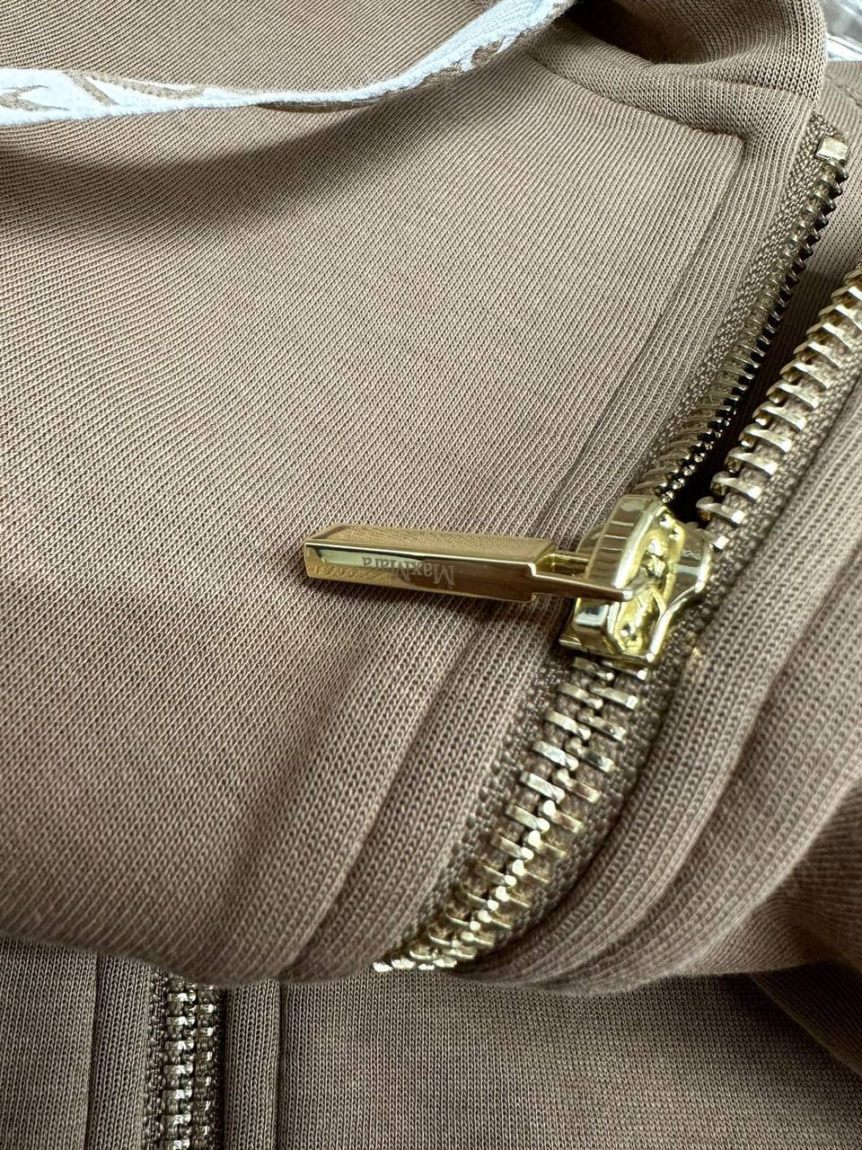 Спортивный костюм Max Mara BP-46905, коллекционный Спортивный костюм Max Mara BP-46905, коллекционный