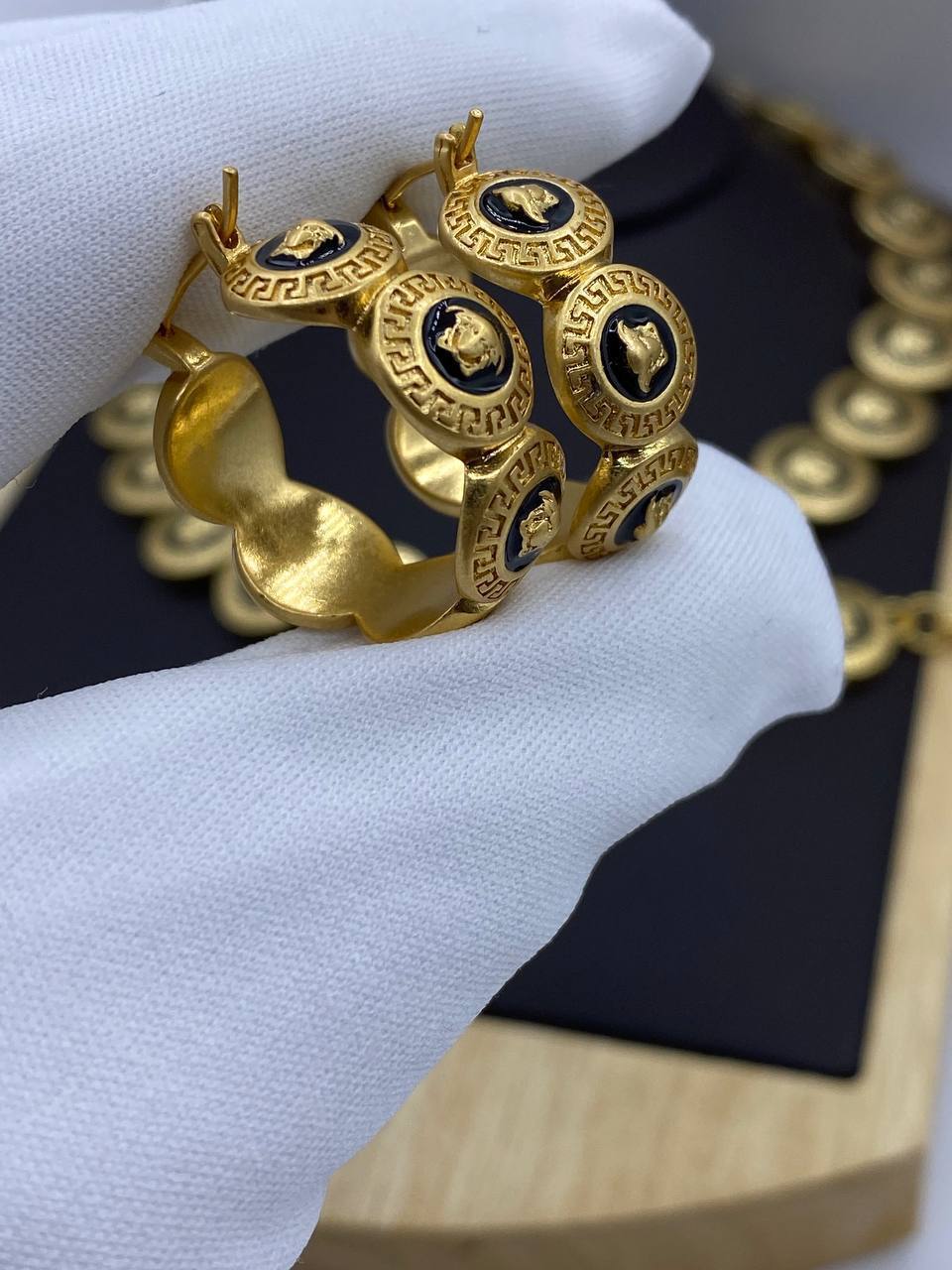 Коллекционные серьги Versace BP-34377 Коллекционные серьги Versace BP-34377