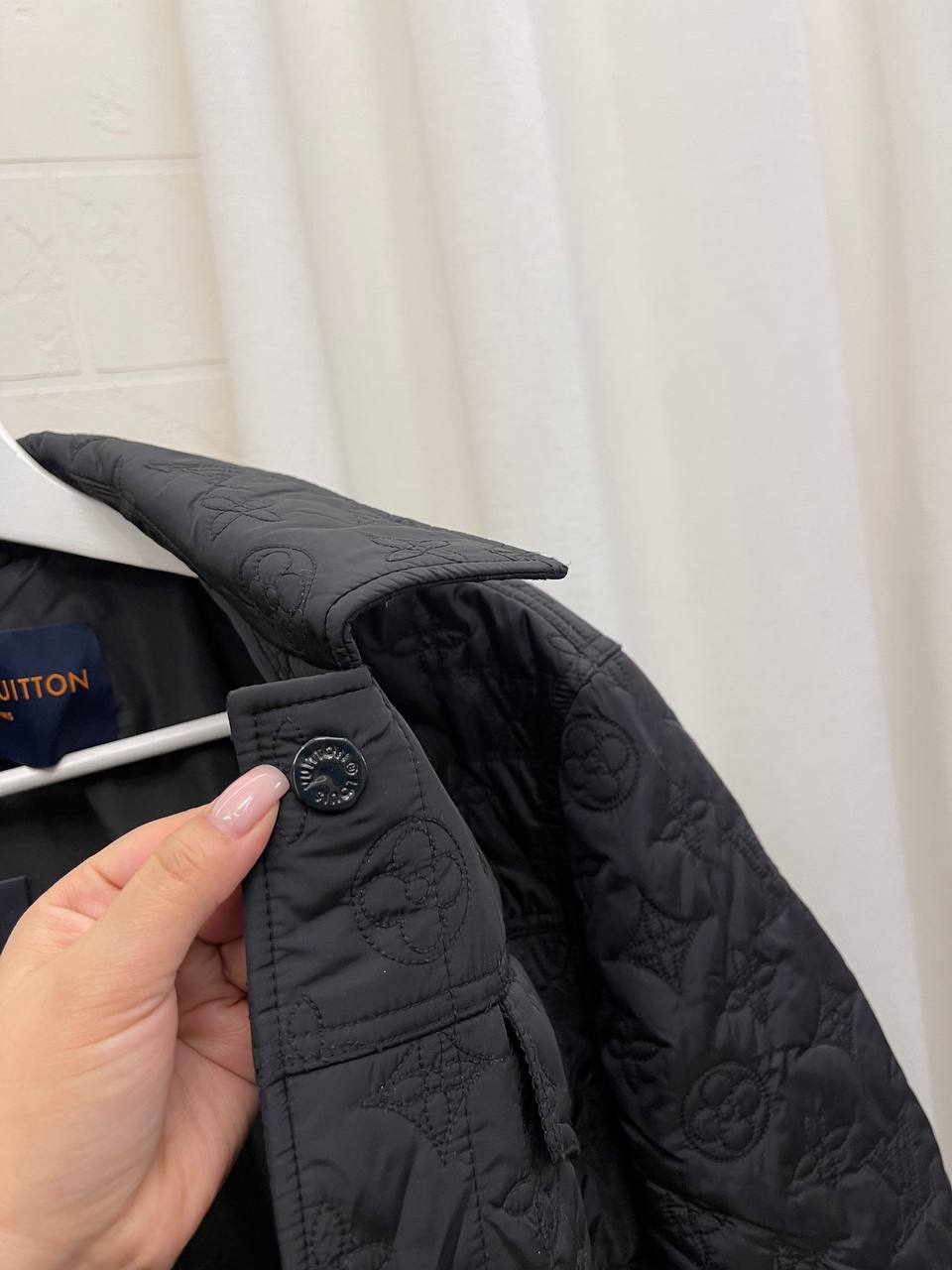 Куртка Louis Vuitton эксклюзивная BP-42643 Куртка Louis Vuitton эксклюзивная BP-42643