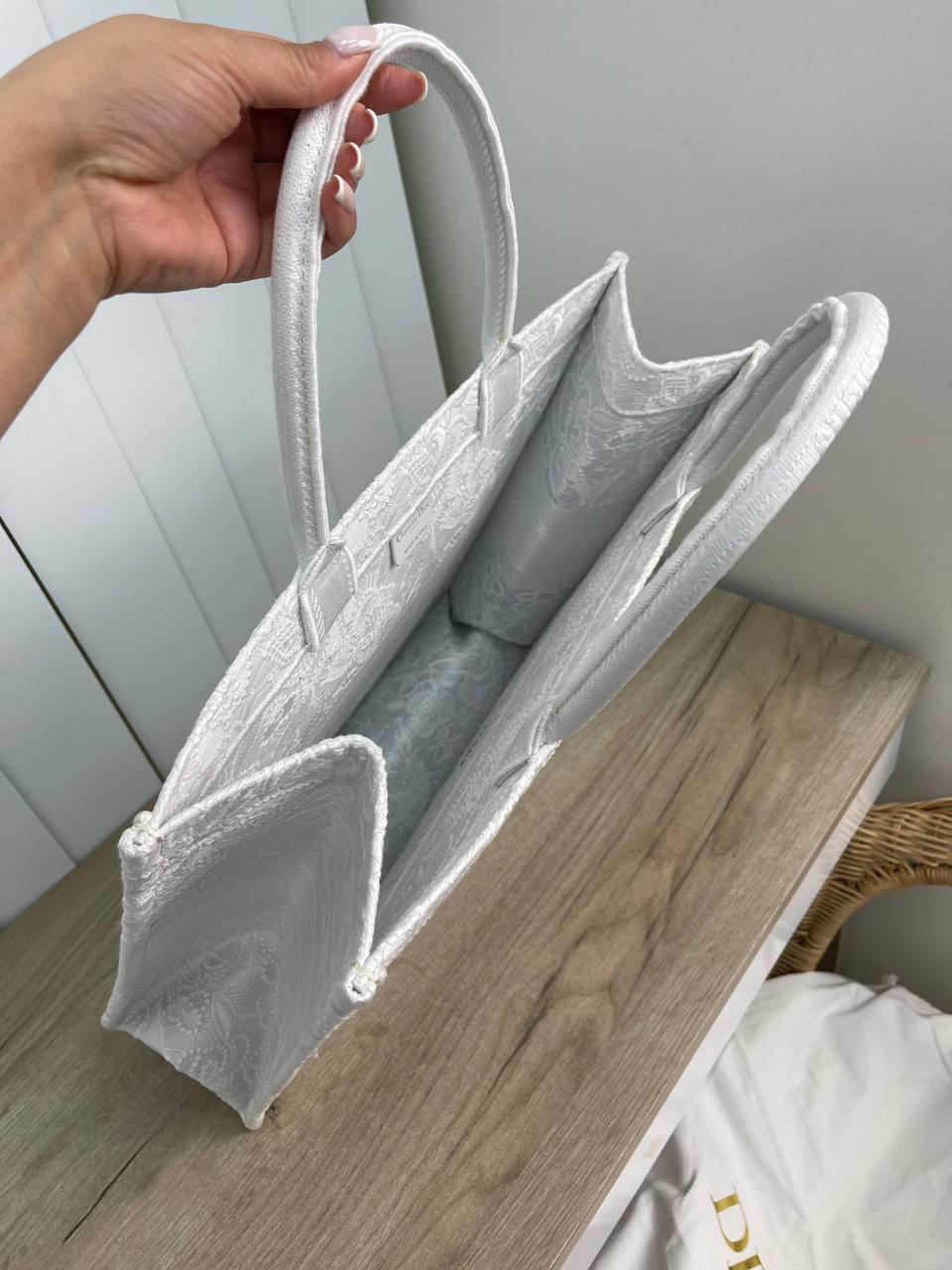 Женская коллекционная сумка Book Tote 42 см Christian Dior BP-14407 Женская коллекционная сумка Book Tote 42 см Christian Dior BP-14407