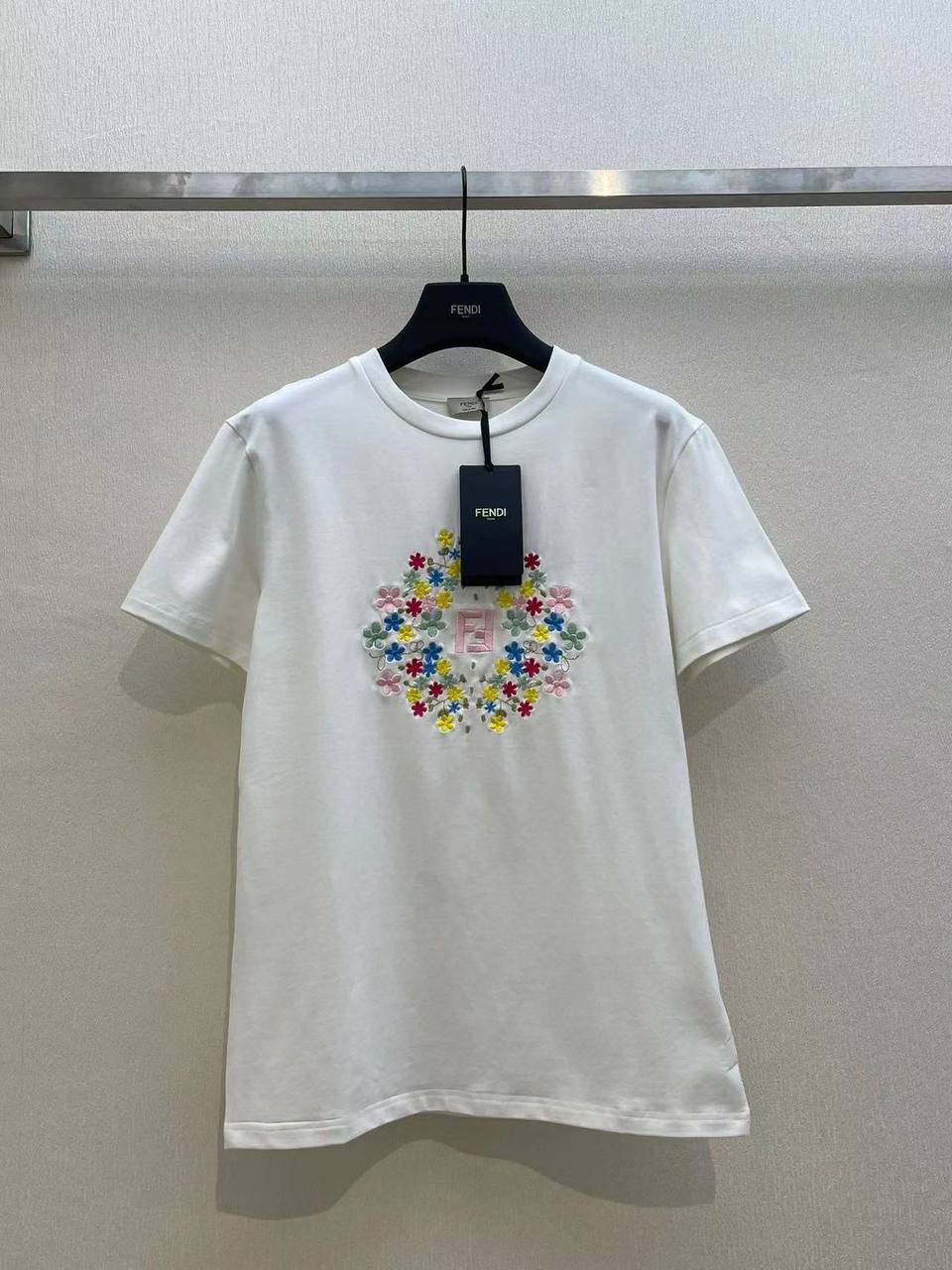 Премиум футболка Fendi BP-48011 Премиум футболка Fendi BP-48011