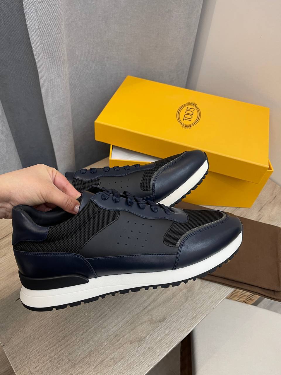 Tods премиум кроссовки BP-46163 Tods премиум кроссовки BP-46163