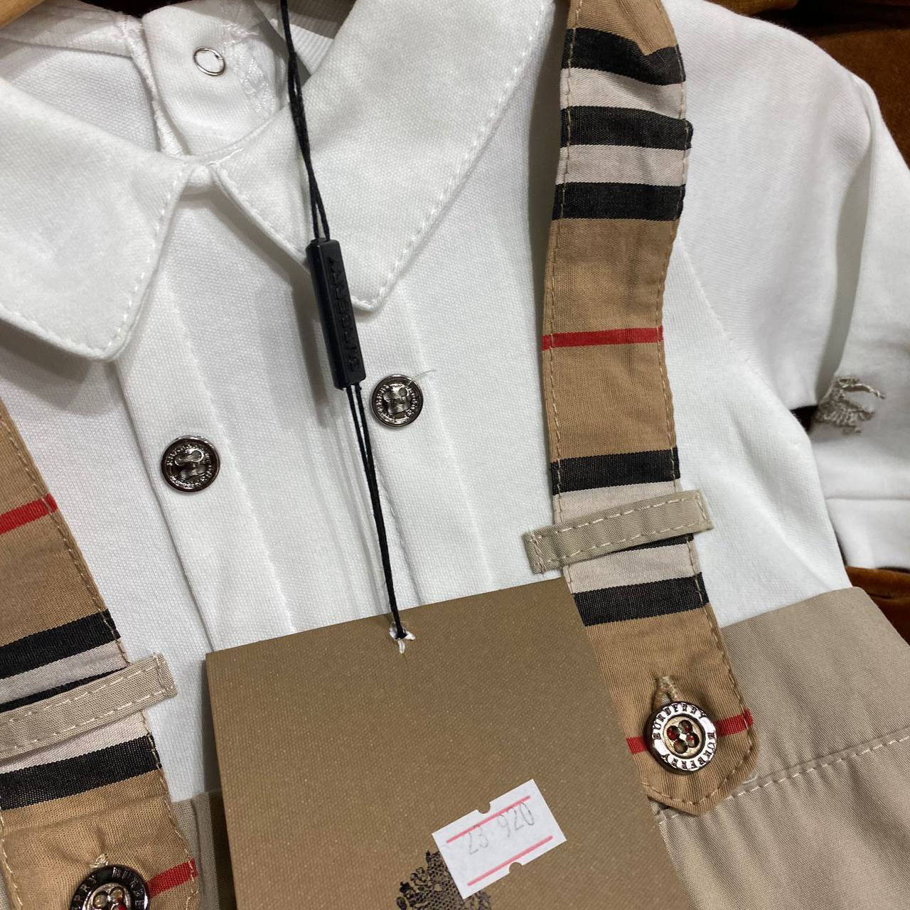 Комбинезон из прочного материала Burberry BP-27520 Комбинезон из прочного материала Burberry BP-27520