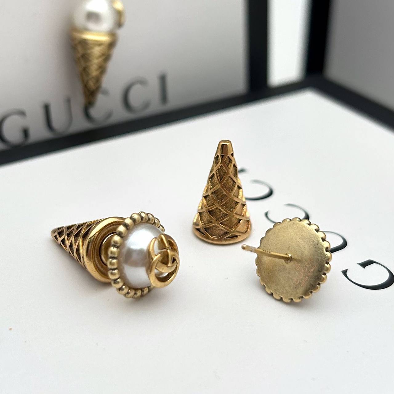 Элегантные серьги Gucci BP-44515 Элегантные серьги Gucci BP-44515