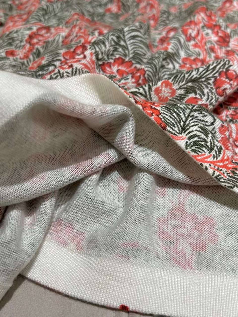 Повседневная футболка Loro Piana BP-34321 Повседневная футболка Loro Piana BP-34321