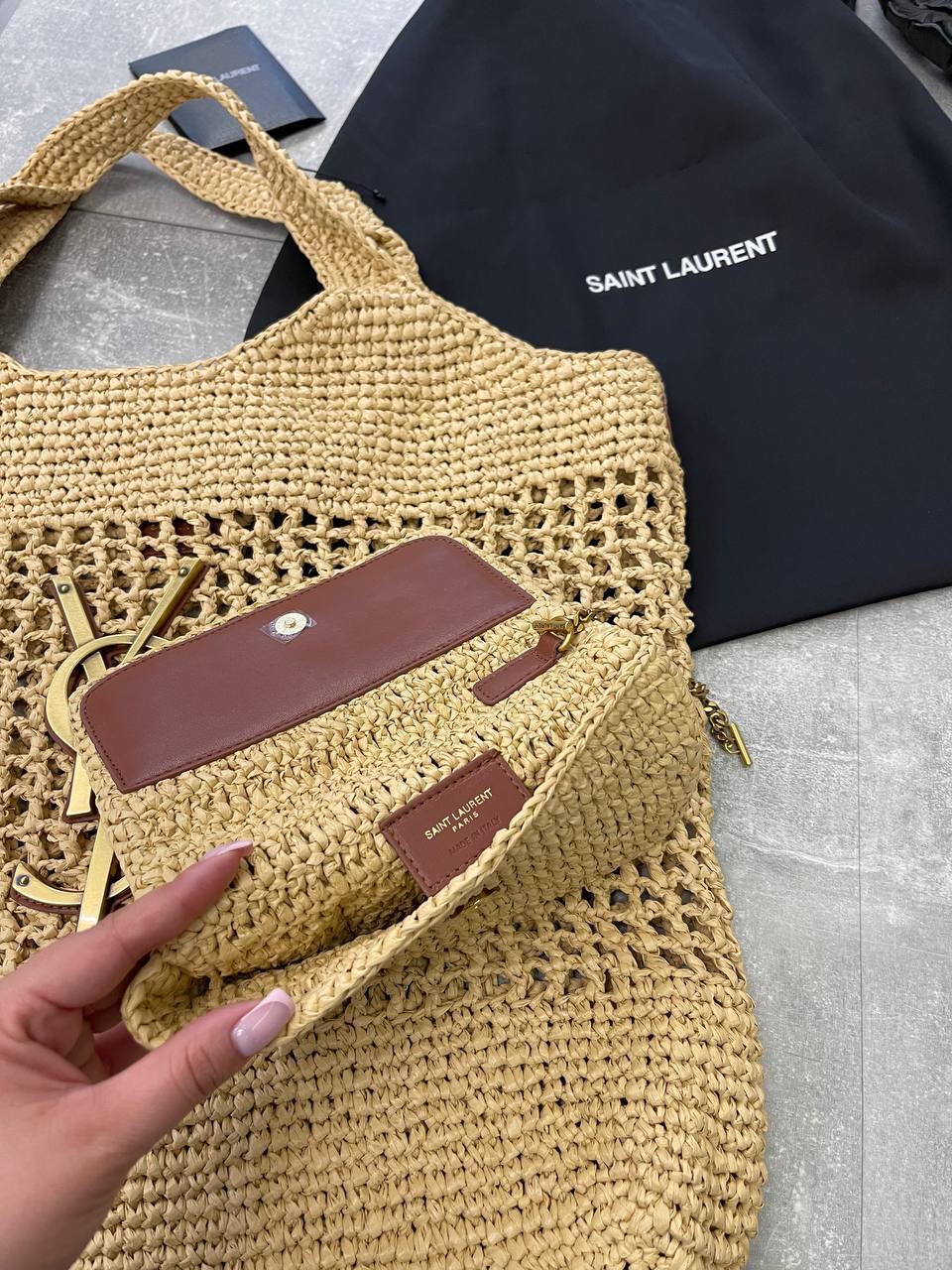 Песочная женская сумка Yves Saint Laurent BP-49299 Песочная женская сумка Yves Saint Laurent BP-49299