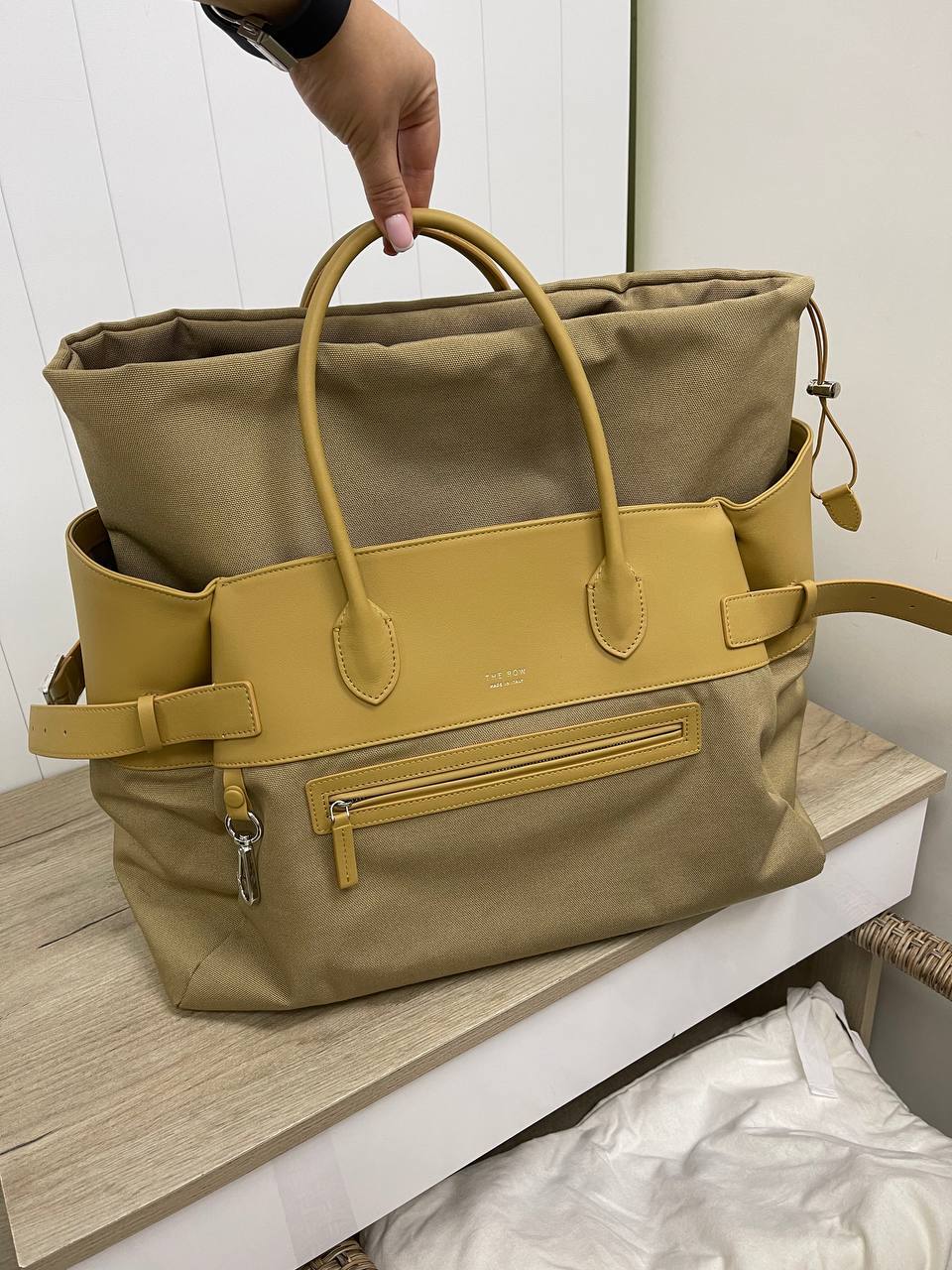 Женская сумка премиум The Row BP-26101 Женская сумка премиум The Row BP-26101