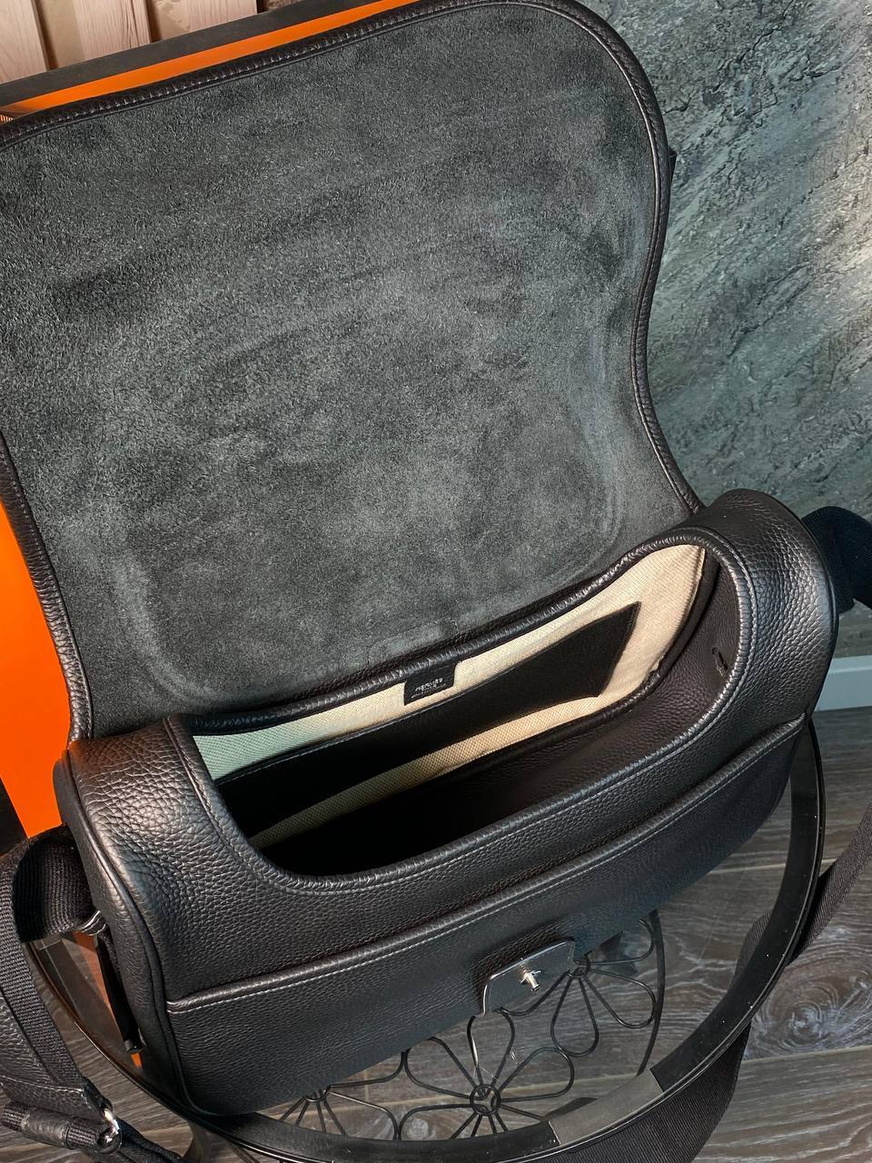 Hermes мессенджер премиум BP-44844 Hermes мессенджер премиум BP-44844