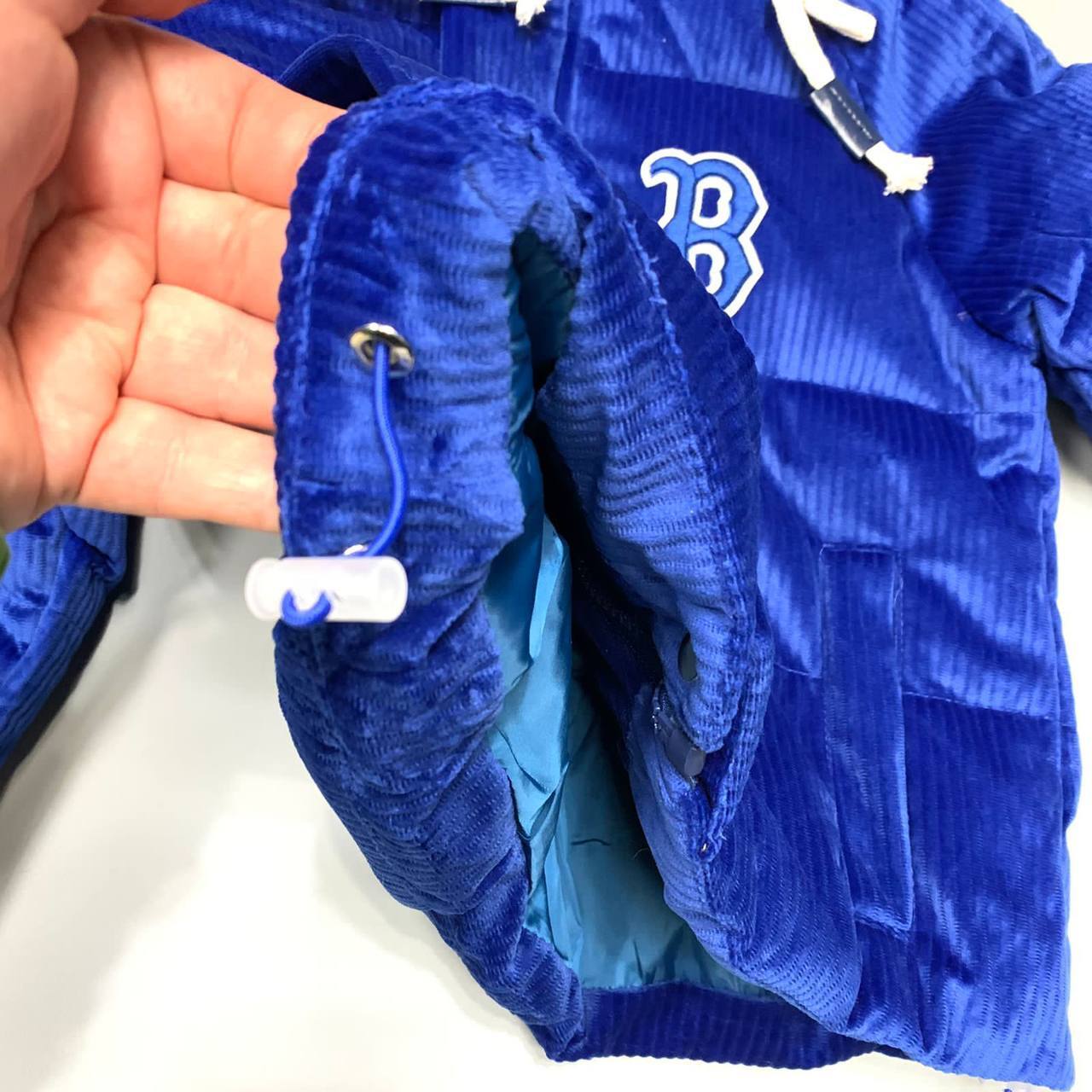 Куртка из высококачественного материала Burberry BP-19754 Куртка из высококачественного материала Burberry BP-19754