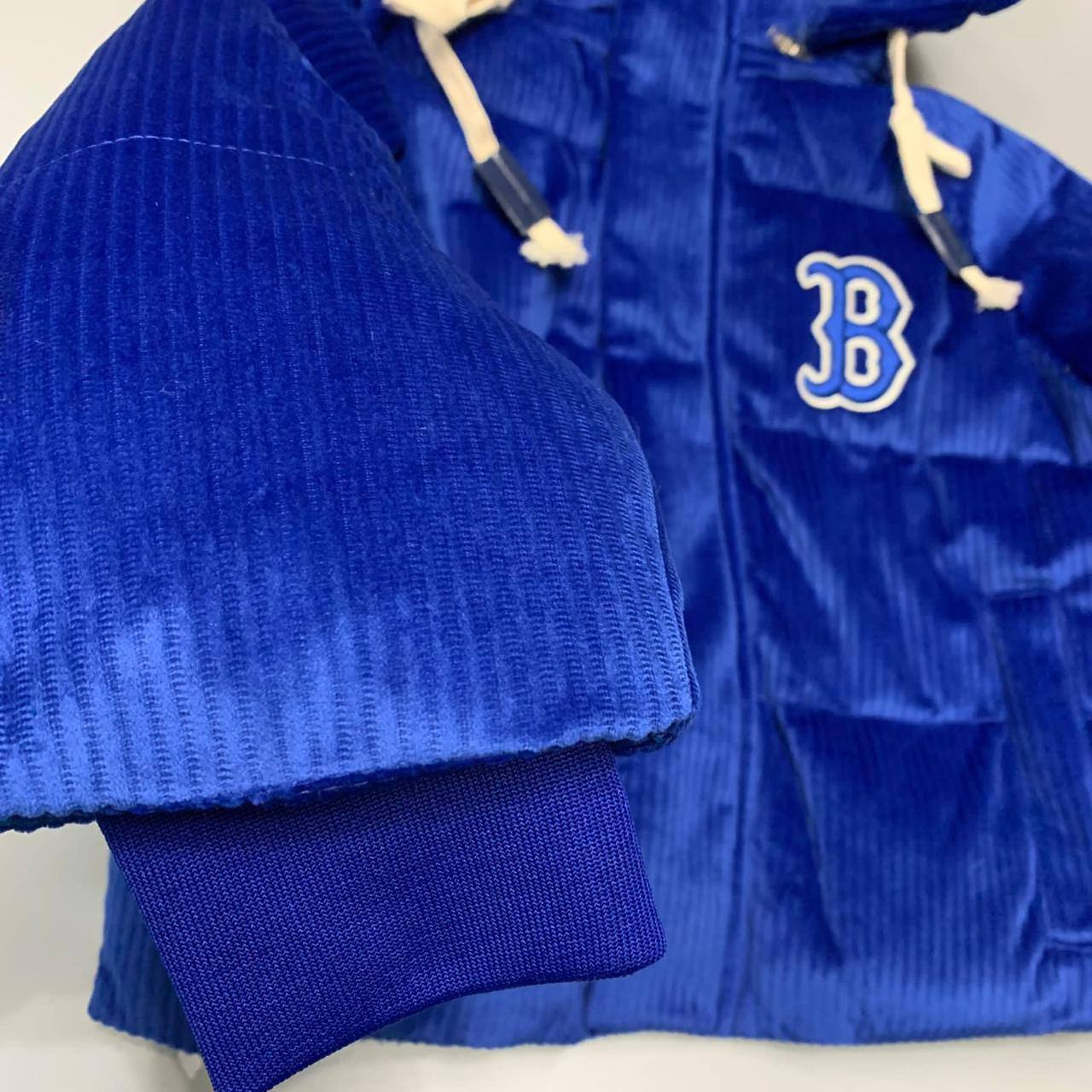 Куртка из высококачественного материала Burberry BP-19754 Куртка из высококачественного материала Burberry BP-19754